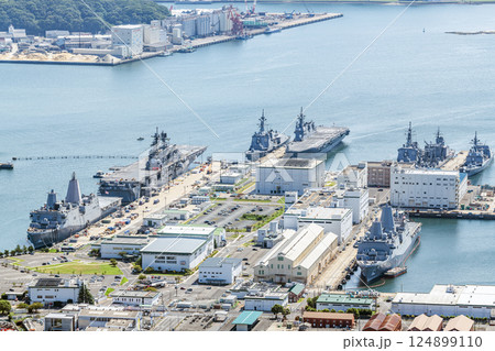 佐世保に駐留する在日アメリカ海軍の艦艇 佐世保に駐留する在日アメリカ海軍の艦艇 124899110