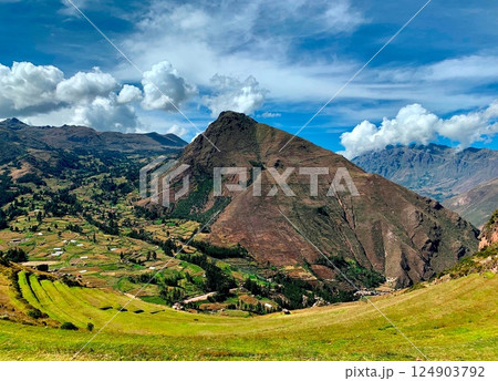 Peru Sacred valley of Incas Urubamba 124903792