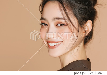 笑顔の美しい女性「AI生成画像」 笑顔の美しい女性「AI生成画像」 124903878