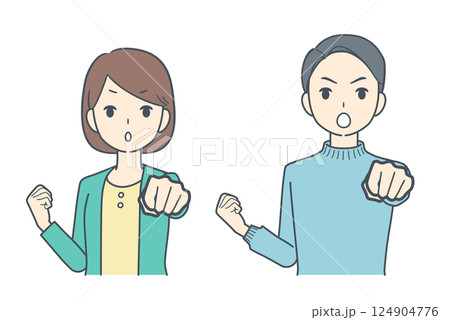 拳を突き出す男性と女性 124904776