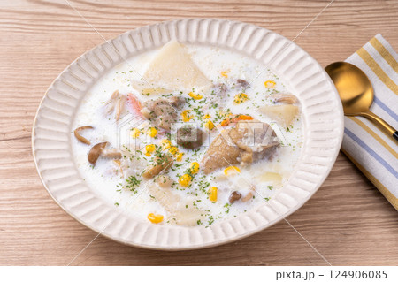 鶏と大根の塩こうじミルクスープ 鶏と大根の塩こうじミルクスープ 124906085