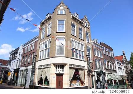 オランダ・スキーダムの旧市街 オランダ・スキーダムの旧市街 124906992