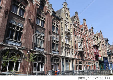 ベルギー・ゲントの旧市街 124909143