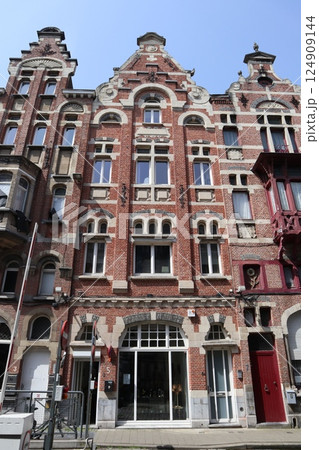 ベルギー・ゲントの旧市街 124909144