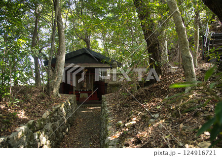 弁財天神社(夏山園地) 【和歌山県太地町】 弁財天神社(夏山園地) 【和歌山県太地町】 124916721