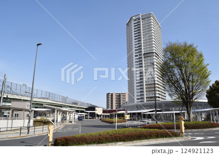 東京都町田市 南町田グランベリーパーク駅北口の街並み 東京都町田市 南町田グランベリーパーク駅北口の街並み 124921123