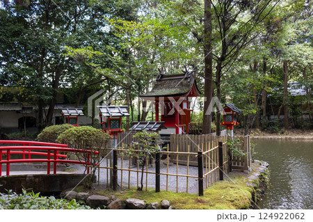 奈良県／市杵島姫神社（2024年11月撮影） 124922062