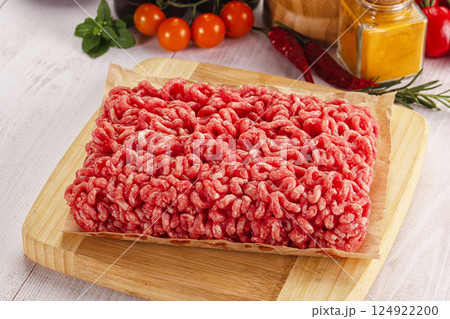 Raw minced beef meat over board 124922200