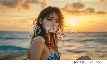 水着を着た女性 水着を着た女性 124922269