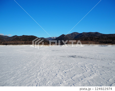 崩れゆくタウシュベツ川橋梁（2024年） 124922974