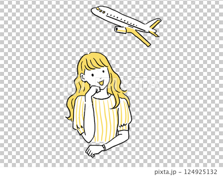ワクワクしながら旅行計画を立てる女性 124925132