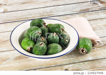 Sweet ripe juicyfruit feijoa 124927446