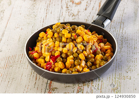 Mexican vegetable mix - corn, pepper and peas Mexican vegetable mix - corn, pepper and peas 124930850