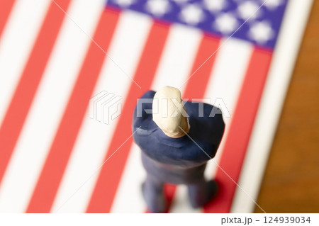 アメリカ 124939034
