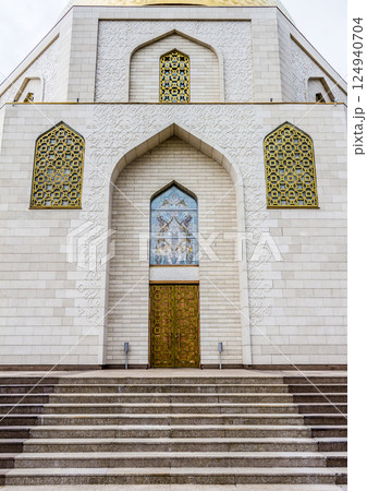 Architecture in Islamic style Architecture in Islamic style 124940704