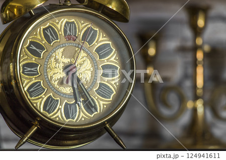 Antique clock 124941611