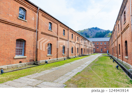 春の舞鶴赤れんがパーク　京都府舞鶴市 124943914