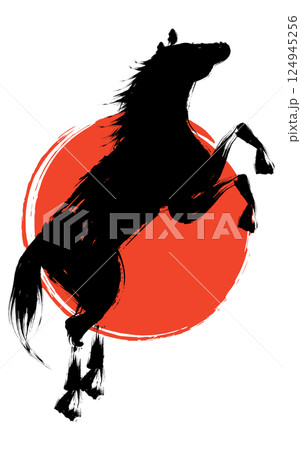 跳ね馬と初日の出の水墨画風和風素材、2026年の干支、左馬 124945256