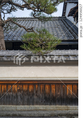 滋賀 近江八幡市八幡の町並み 124956027