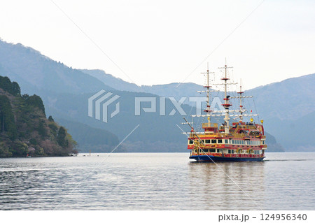 箱根・芦ノ湖 箱根・芦ノ湖 124956340