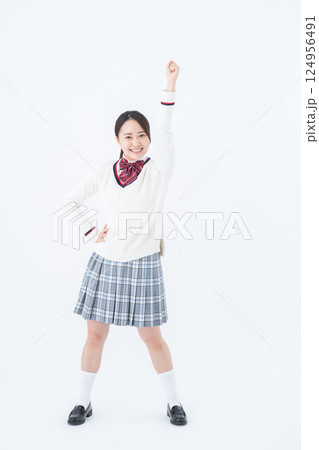ガッツポーズの女子高生 124956491