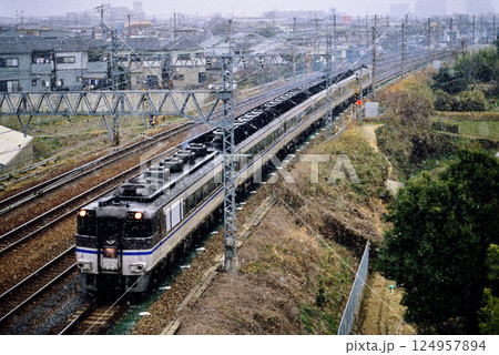 2007年　東海道本線を走るキハ181系かにカニエクスプレス 124957894