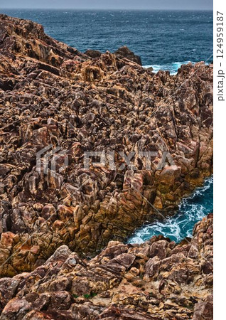 暴風雨で荒れ狂う竜宮神社への道のり 124959187
