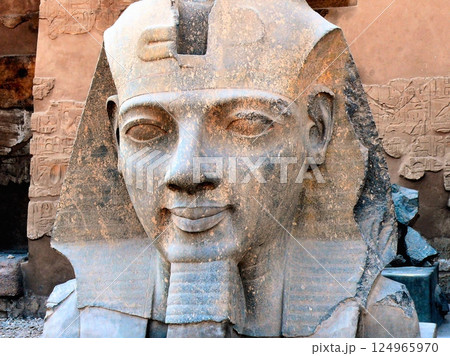 Drawings and hieroglyphics on the facade of the Edfu Temple, Egypt Drawings and hieroglyphics on the facade of the Edfu Temple, Egypt 124965970