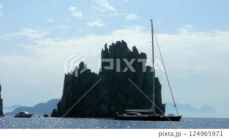 Yachting in the Aegean, yachts and islands 124965971