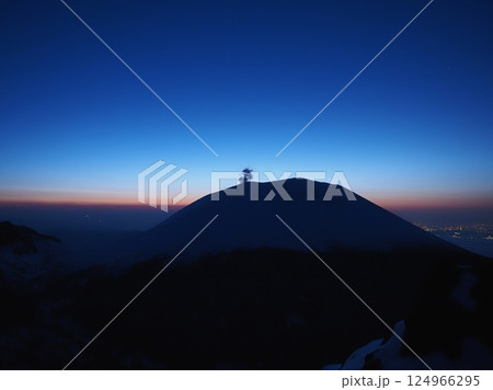 浅間山に輝く金星と噴煙(20250405044105) 浅間山に輝く金星と噴煙(20250405044105) 124966295