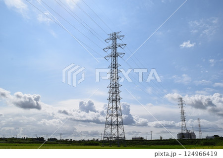 送電塔 高電圧交流 124966419