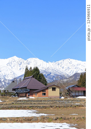 白馬山麓 雪どけの春 白馬山麓 雪どけの春 124966911