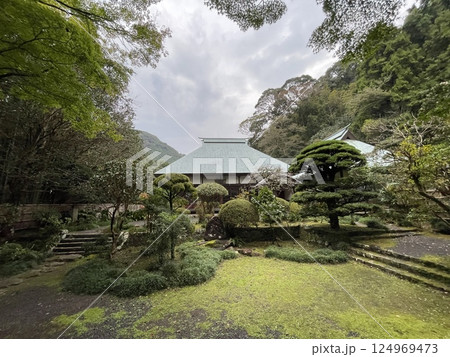 吐月峰柴屋寺 本堂  124969473