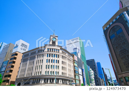 【東京都】5月・銀座四丁目交差点 124973470