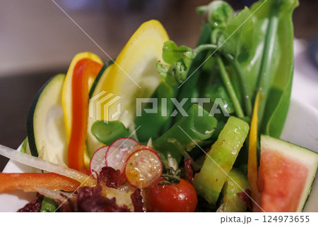 宮古島　島野菜のサラダ 124973655