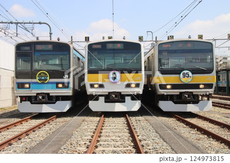 三鷹車両センターで並ぶE231系（通勤快速・三鷹・三鷹） 124973815