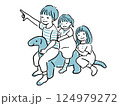 恐竜に乗って遊ぶ子供たち　ブルー系 124979272