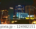マカオのカジノ街　ライトアップされた夜景 124982151