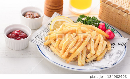 フライドポテト 124982498