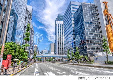 東京都港区の都市風景　田町駅 124986584