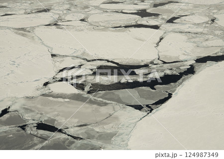 Beautiful view of icebergs Snow Hill, Antarctica Beautiful view of icebergs Snow Hill, Antarctica 124987349