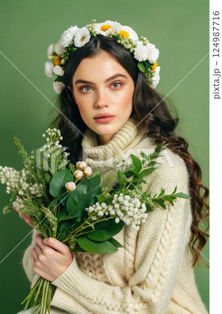 beautiful girl with wreath on head 124987716