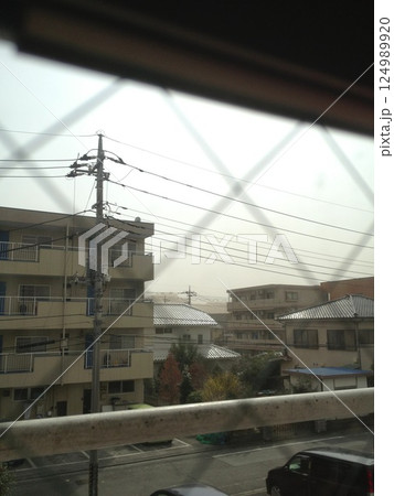 Flying sand 03 124989920