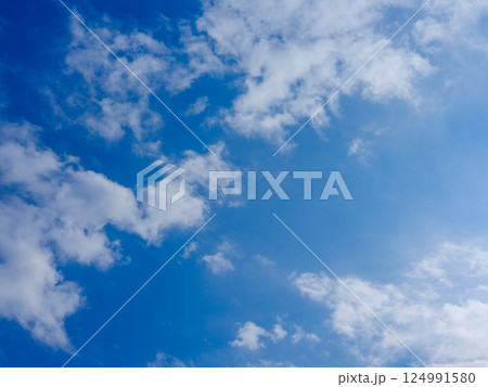 青い空白い雲 青い空白い雲 124991580