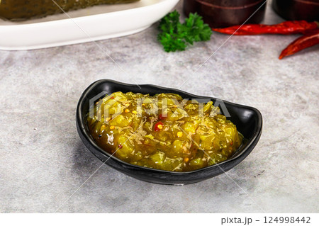 Souce gherkin relish with marinated cucumbers Souce gherkin relish with marinated cucumbers 124998442