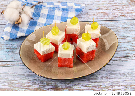 Watermelon with feta and grape 124999052