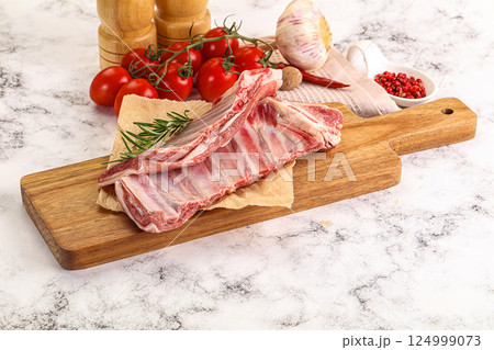 Raw lamb ribs rack for cooking 124999073