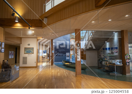 北海道洞爺湖町の洞爺湖ビジターセンター・火山科学館の館内 北海道洞爺湖町の洞爺湖ビジターセンター・火山科学館の館内 125004558