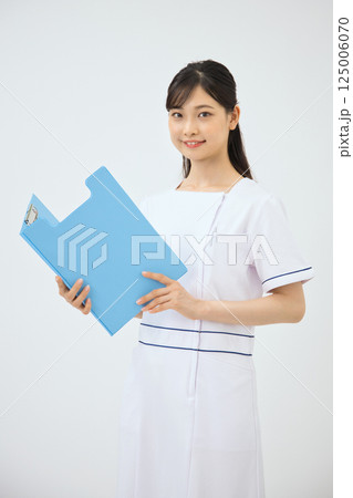 笑顔のエステティシャン 笑顔のエステティシャン 125006070