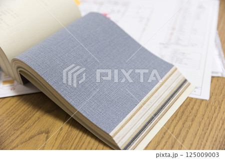 家の壁紙の見本帳 家づくりイメージ 家の壁紙の見本帳 家づくりイメージ 125009003